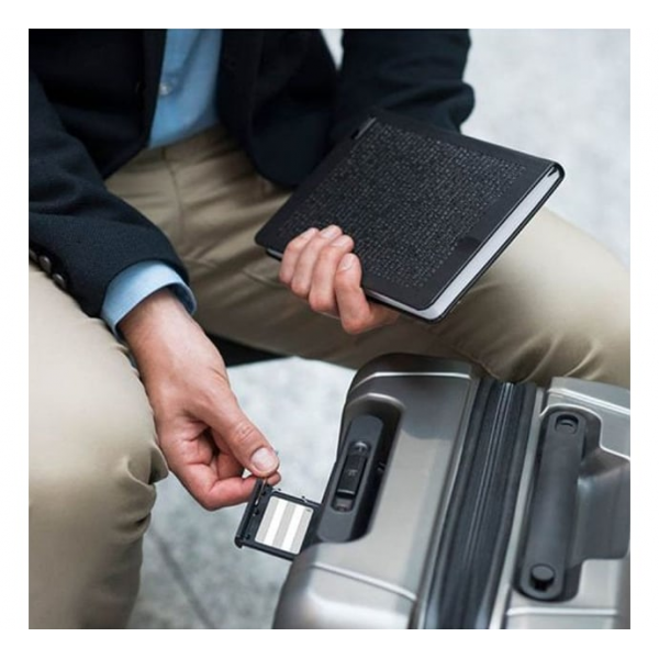 Валіза Victorinox Travel LEXICON/Champagne Gold 606781 (Маленька) Валіза Victorinox Travel LEXICON/Champagne Gold 606781 (Маленька)