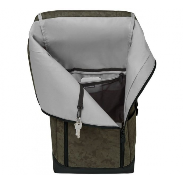 Рюкзак для ноутбука 15″ Victorinox Travel ALTMONT Classic/Olive Camo 609849 Рюкзак для ноутбука 15″ Victorinox Travel ALTMONT Classic/Olive Camo 609849