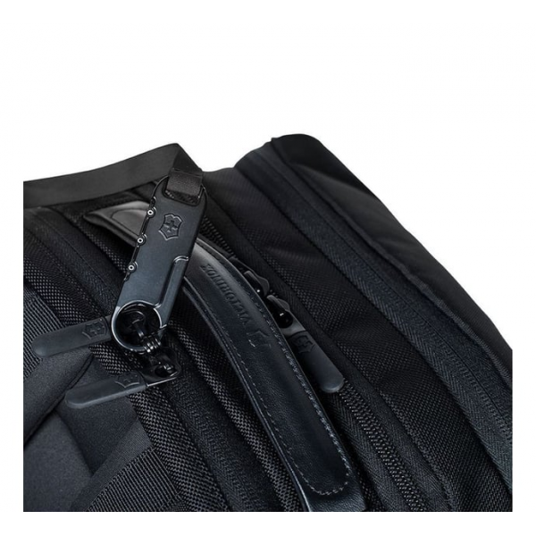 Рюкзак для ноутбука 15,4″ Victorinox Travel ALTMONT Professional/Black 602155 Рюкзак для ноутбука 15,4″ Victorinox Travel ALTMONT Professional/Black 602155