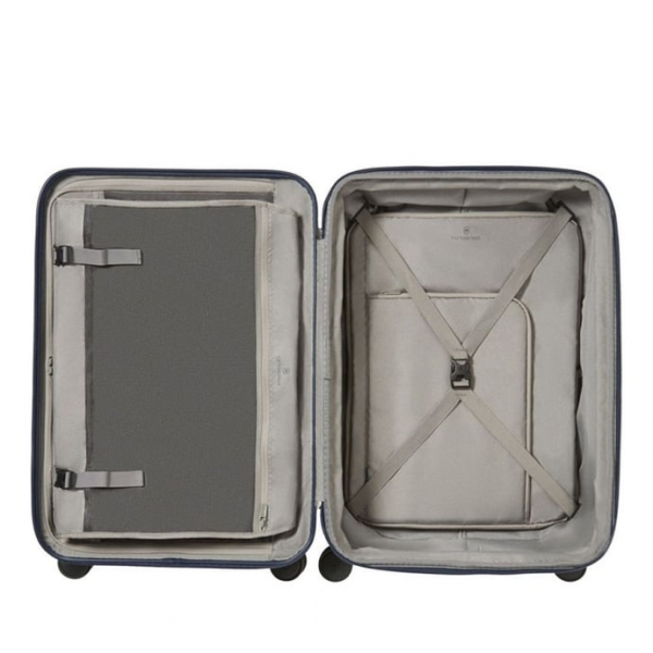 Валіза Victorinox Travel WERKS TRAVELER 6.0 HS/Blue 609973 (Велика) Валіза Victorinox Travel WERKS TRAVELER 6.0 HS/Blue 609973 (Велика)