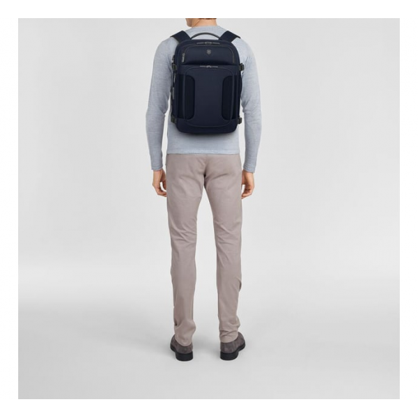 Дорожній рюкзак Victorinox WERKS TRAVELER 7.0 Navy Blue 653651 Дорожній рюкзак Victorinox WERKS TRAVELER 7.0 Navy Blue 653651