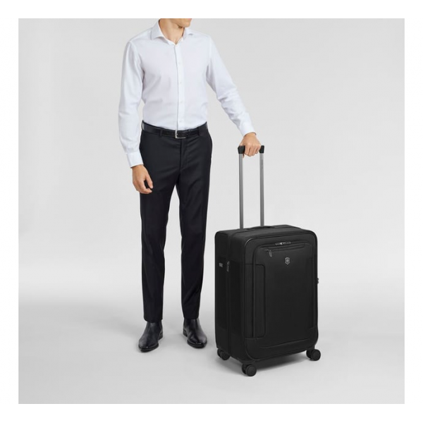 Валіза Victorinox WERKS TRAVELER 7.0 Black 653663 (Середня) Валіза Victorinox WERKS TRAVELER 7.0 Black 653663 (Середня)